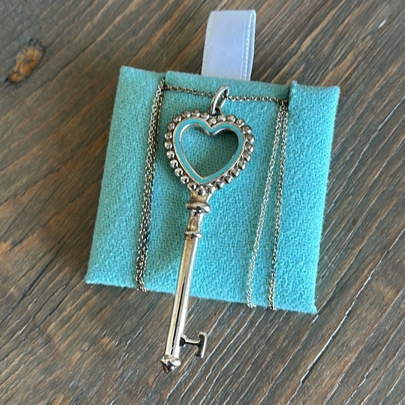 Vintage Tiffany Beaded Sterling & Enamel Key Pendant on chain - Picture 3 of 14